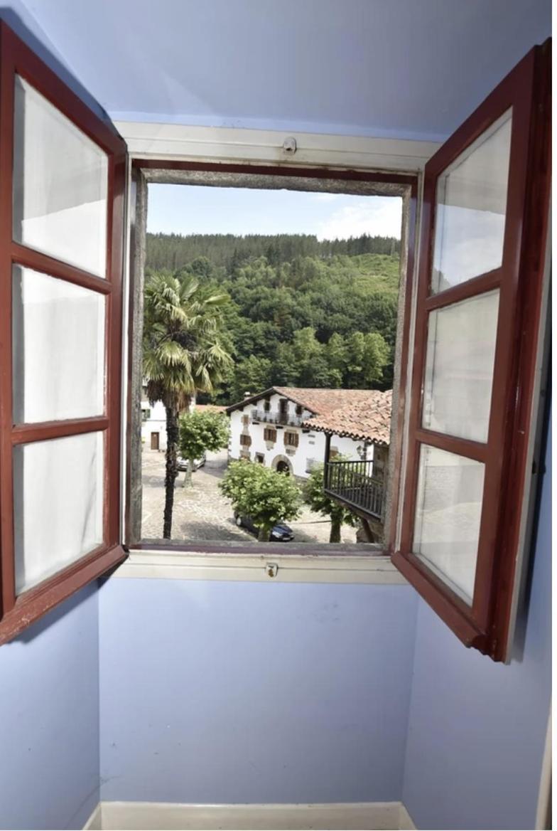 Hotel Zubietako Ostatua Esterno foto